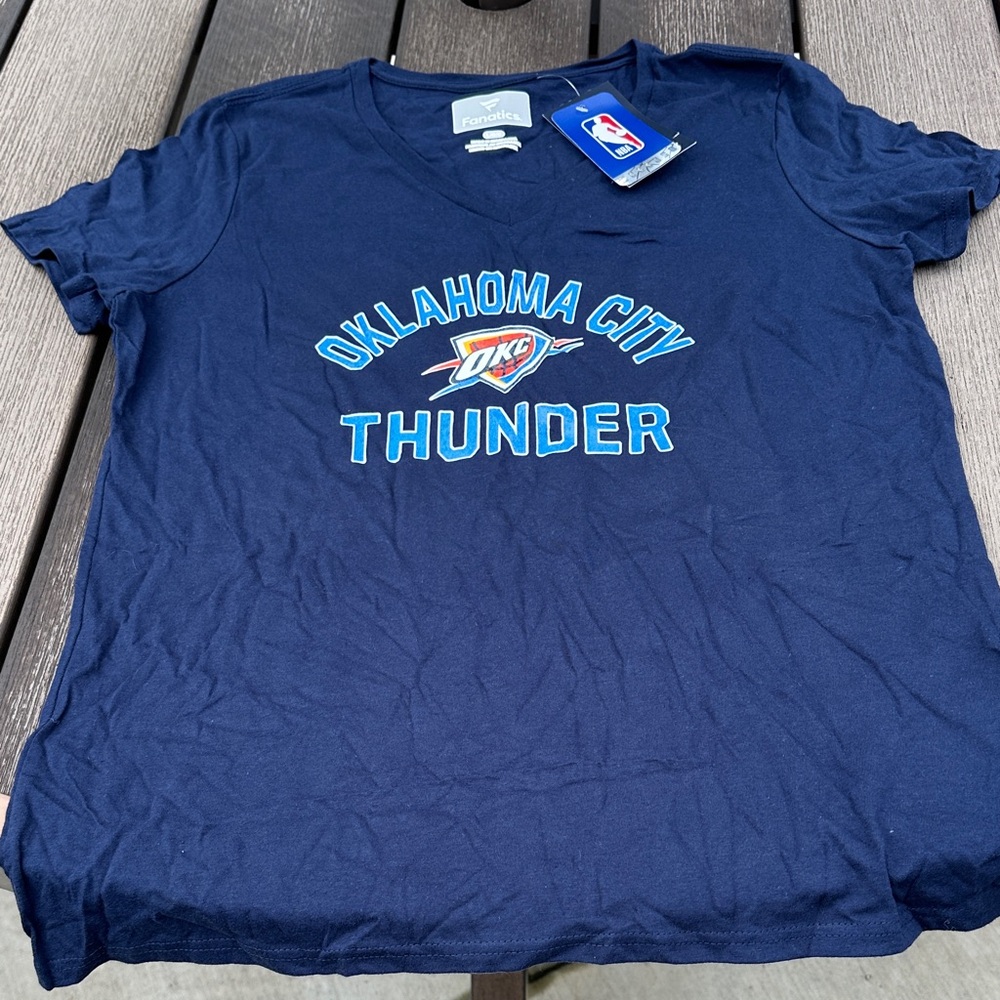 NWT Womens V-neck Fanatics Navy Blue Oklahoma City OKC Thunder Tee T-Shirt